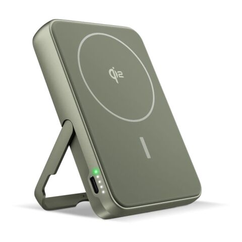 Werbeartikel Fresh 'n Rebel Kabellose Powerbank 10000 mAh kompatibel mit MagSafe – Dried Green – mit Logo bedruckt
