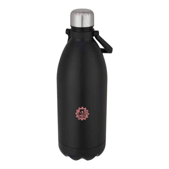 Firmengeschenk Vakuum-Isolierflasche Cove – schwarz – mit 48h Express-Druck 1,5 l Edelstahl vakuumisoliert für das Mitarbeiter-Onboarding