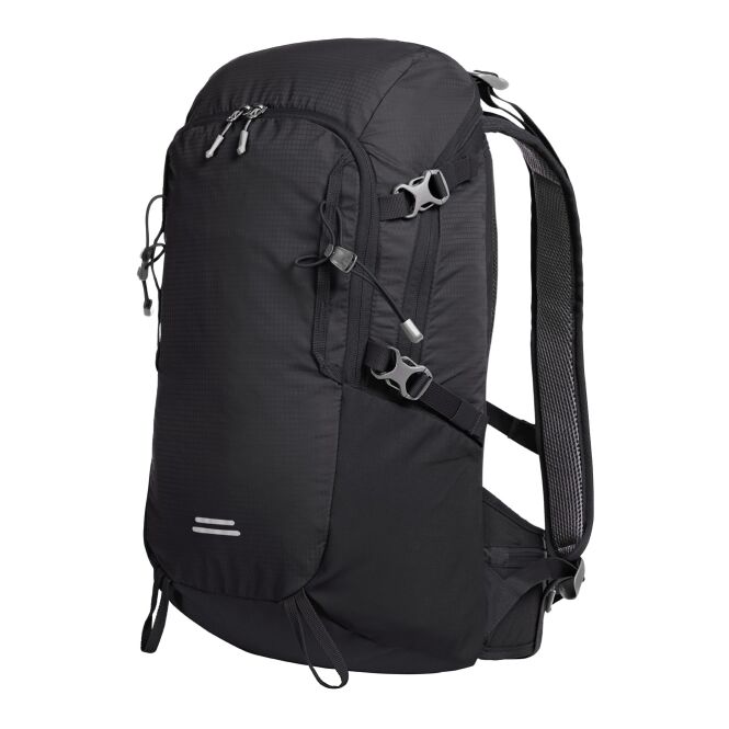 Firmengeschenk Rucksack HALFAR® OUTDOOR – schwarz – mit Logodruck aus rPET-Material robuster Weekender für den Firmenauftritt