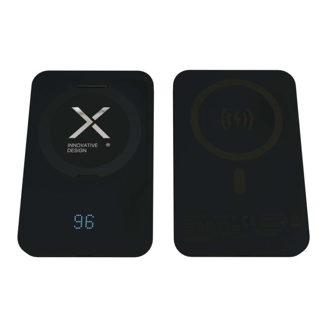Firmengeschenk Powerbank SCX.design P28 – schwarz – mit Gravur 5000 mAh MagSafe nachhaltig für das Mitarbeiter-Onboarding