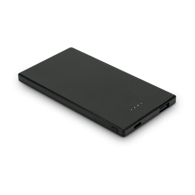 Firmengeschenk Powerbank DENNING – schwarz – lasergraviert 5.000 mAh 10W USB-C für das Mitarbeiter-Onboarding