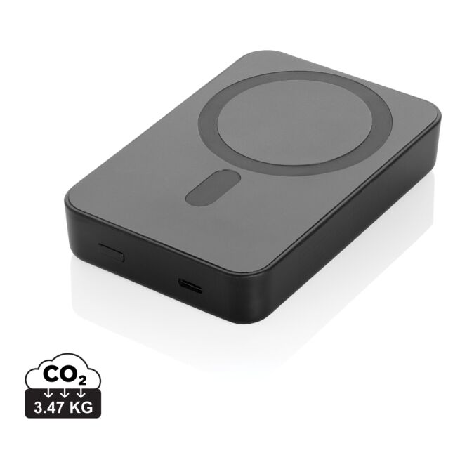 Kundengeschenk Powerbank Amporia 10.000mAh – schwarz – mit Logo bedruckt, nachhaltig, induktives Laden für das Mitarbeiter-Onboarding