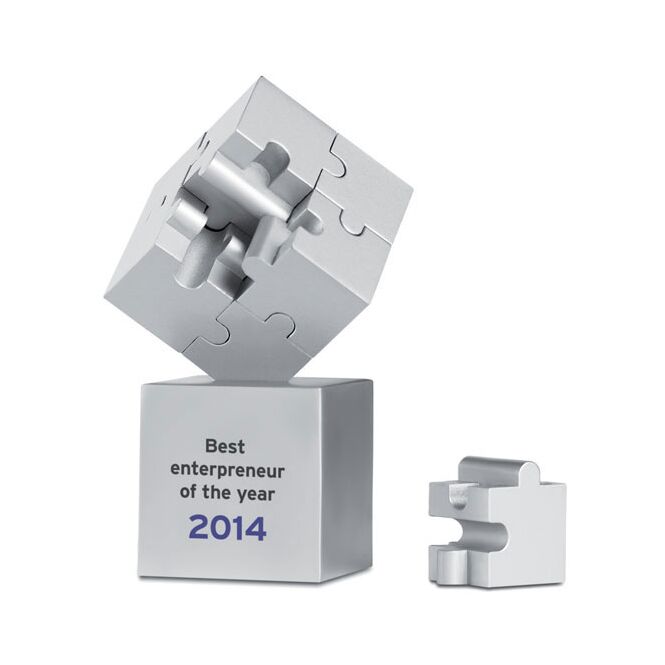 Werbeartikel 3D-Puzzle Metall – mattsilber – mit Logo bedruckt als Schreibtisch-Objekt & Briefbeschwerer für Messen & Promotion