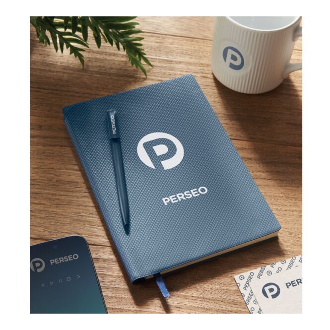 Firmengeschenk Notizbuch DIN A5 PU – marineblau – mit individuellem Werbedruck, 160 Seiten liniertes Recyclingpapier für CSR