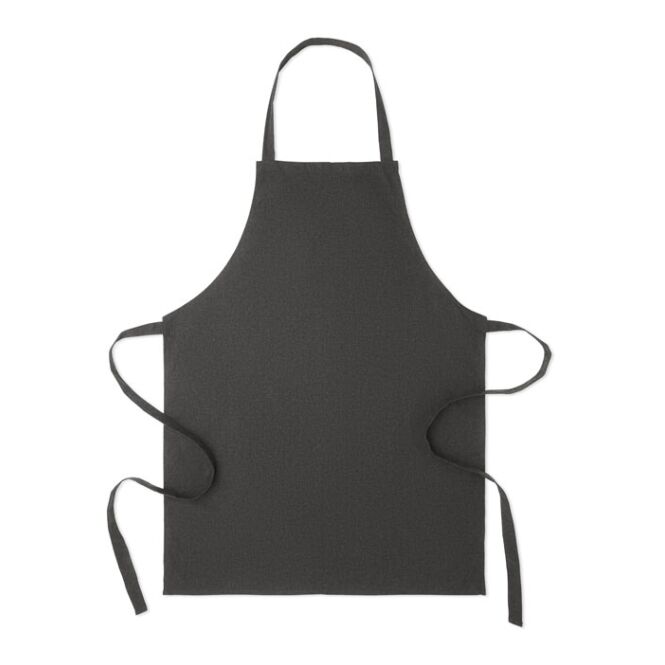 Firmengeschenk Küchenschürze recycelte Baumwolle – schwarz – mit Logodruck 70% Baumwolle 30% RPET 180g/m² nachhaltige Kochschürze