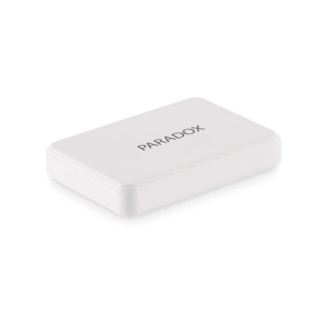Technik-Werbemittel Powerbank 5000 mAh – weiss – mit Logo bedruckt 20W PD USB-C recycelt für das Mitarbeiter-Onboarding