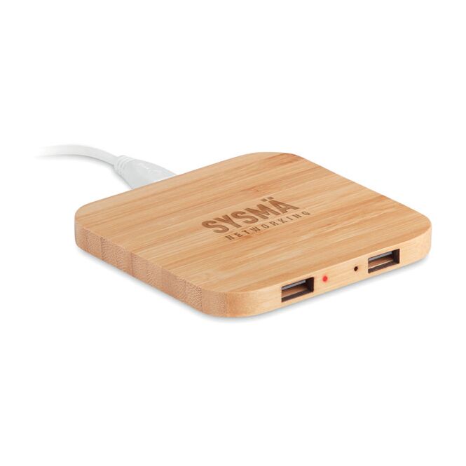 Firmengeschenk Wireless Charger Bambus quadratisch – holzfarben – lasergraviert 5V/1.0A USB-Anschluss nachhaltig für das Homeoffice