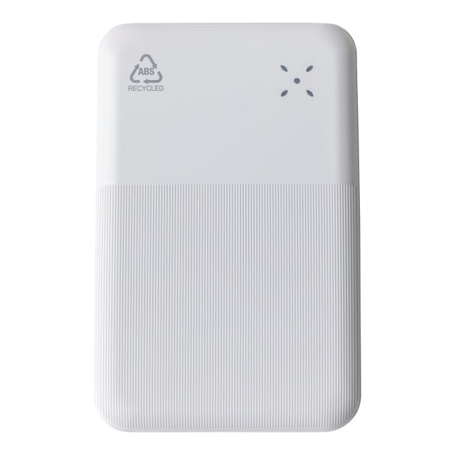 Premium-Werbeartikel Powerbank Tavi – weiss – mit Logo bedruckt 10.000 mAh 22,5W nachhaltig für das Mitarbeiter-Onboarding