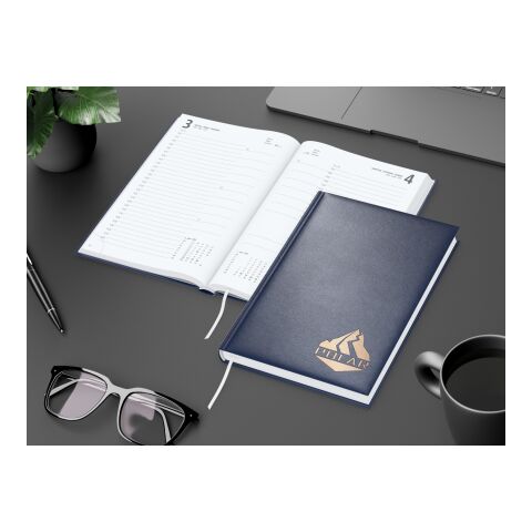Tageskalender Advance Mo.–So. je 1 Seite Kunstleder-Hardcover Dunkelblau | DIN A5 | ohne Werbeanbringung | Kupferprägung inkl.
