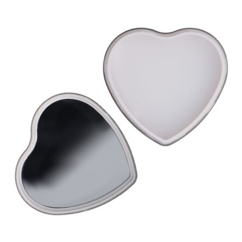 Lippenbalsam in Flacher metallischer Herzformdose Silber | ohne Werbeanbringung | Nicht verfügbar | Nicht verfügbar