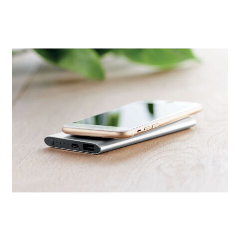 Ladestation mit Powerbank taupe | ohne Werbeanbringung | Nicht verfügbar | Nicht verfügbar | Nicht verfügbar