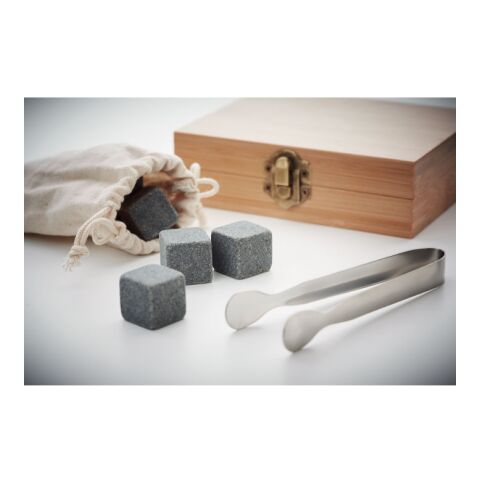 Stein-Eiswürfel in Box holzfarben | ohne Werbeanbringung | Nicht verfügbar | Nicht verfügbar | Nicht verfügbar