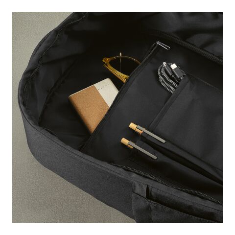 Budapest 16L Rucksack aus rPET. Vordertasche. Laptops bis 17" Schwarz | ohne Werbeanbringung | Nicht verfügbar | Nicht verfügbar | Nicht verfügbar