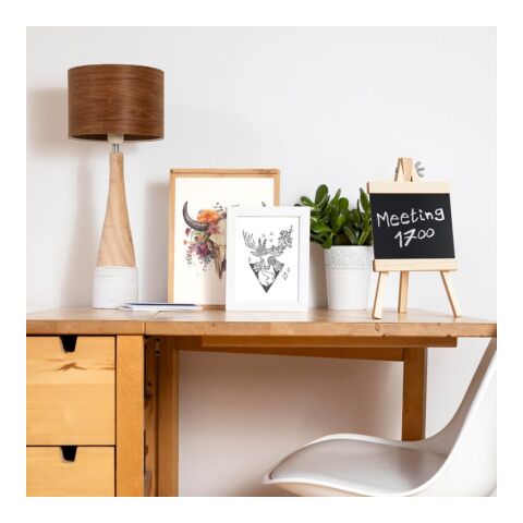 Kreidetafel auf Staffelei Natur